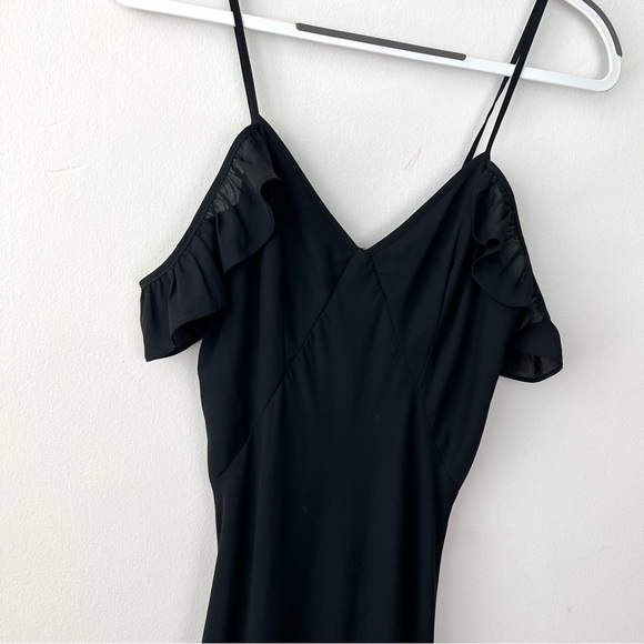 Tularosa Drop Shoulder Maxi Dress Black - Picture 2 of 8